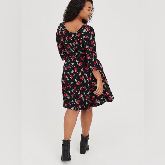 Torrid Mini Studio Luxe Ponte Babydoll Dress - New! - Size 28 (5) - Picture 2 of 6